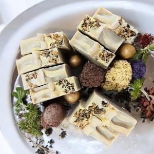 ROYAL UBTAN SOAP BAR WITH 15 HERBS FOR GLOWING SKIN
